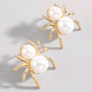 NEW! Gold Plated Elegant Pearl Spider Post Earrings